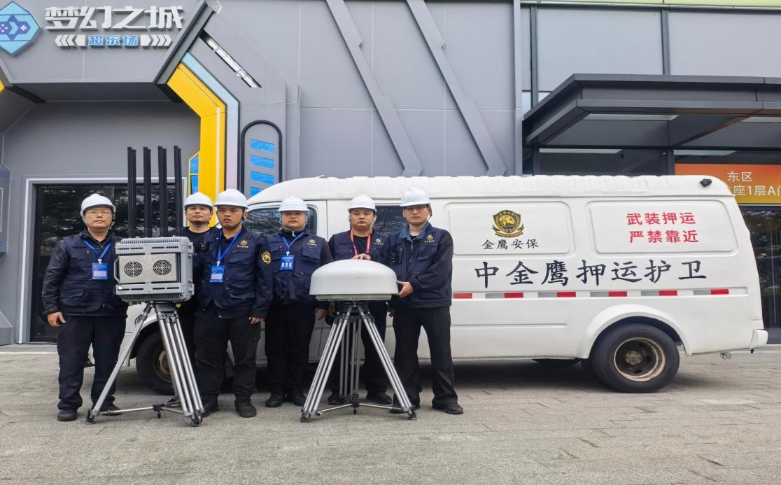 鹰击长空   航域保障——yx06永兴集团押运无人机中队圆满完成2025海口马拉松反制任务